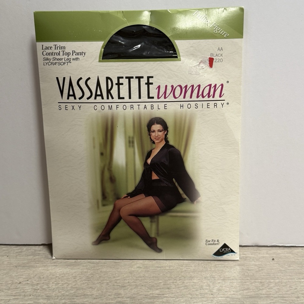 Vassarette Woman Control Top Panty AA Black Lace Trim Fuller Figure Lycra Soft